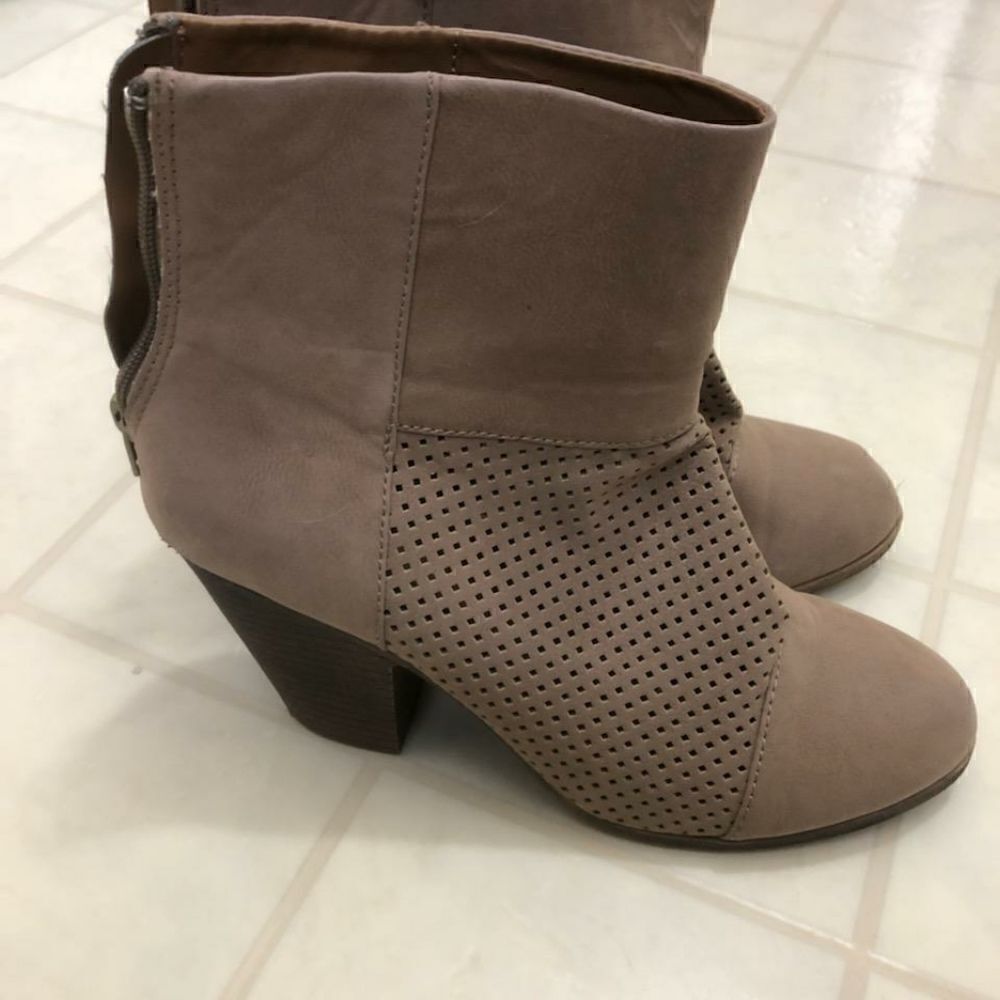 Rampage Boots Size 9M 